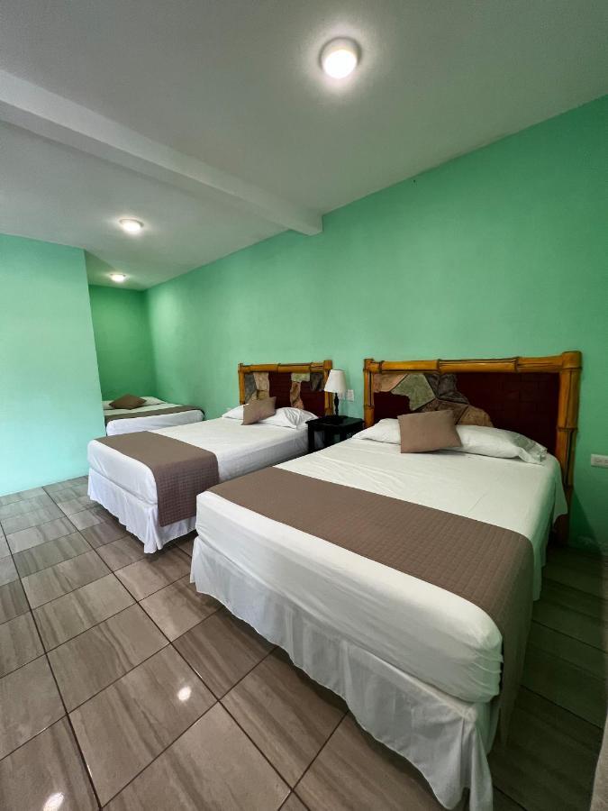 Hotel Pazifico En Монтеррико Экстерьер фото